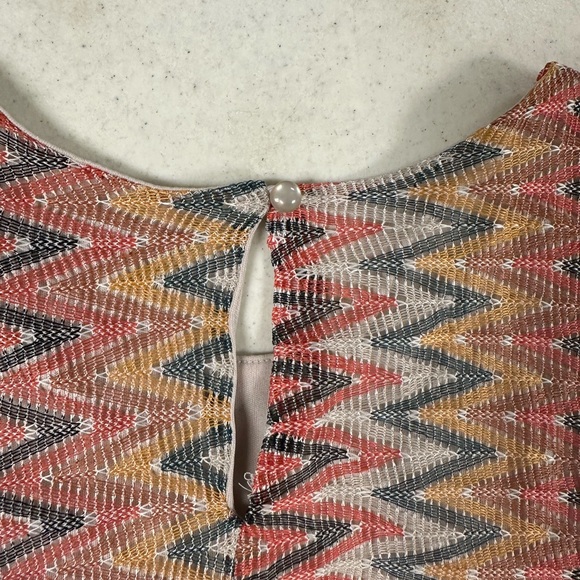 ALMOST FAMOUS Sleeveless Shift Dress Zigzag Patterns Size-XL - Picture 5 of 9